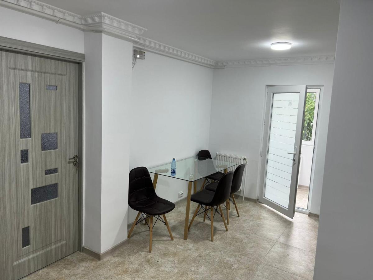 Eric Apartment บูเซา ภายนอก รูปภาพ